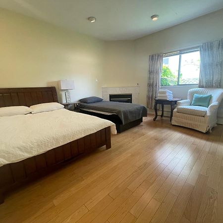 Stylish & Central Vancouver Retreat - Steps From Local Attractions! Apartment Luaran gambar
